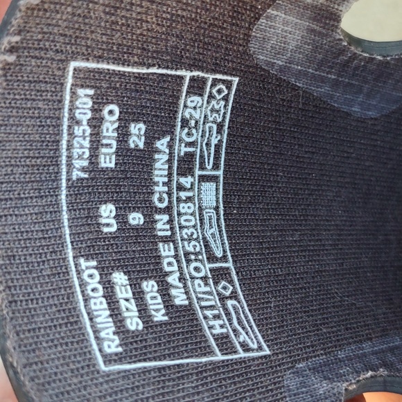 Bogs Youth Size 9 Black Waterproof Rainboots - Picture 14 of 16